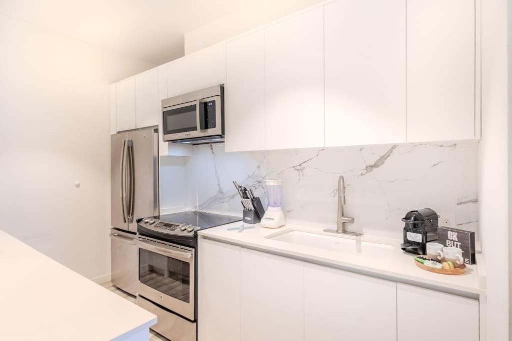Luxury Ocean Views Condo In Palm Beach ภายนอก รูปภาพ