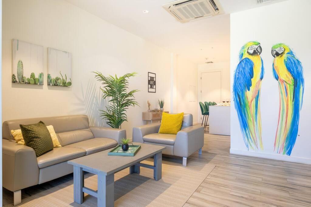 Luxury Ocean Views Condo In Palm Beach ภายนอก รูปภาพ